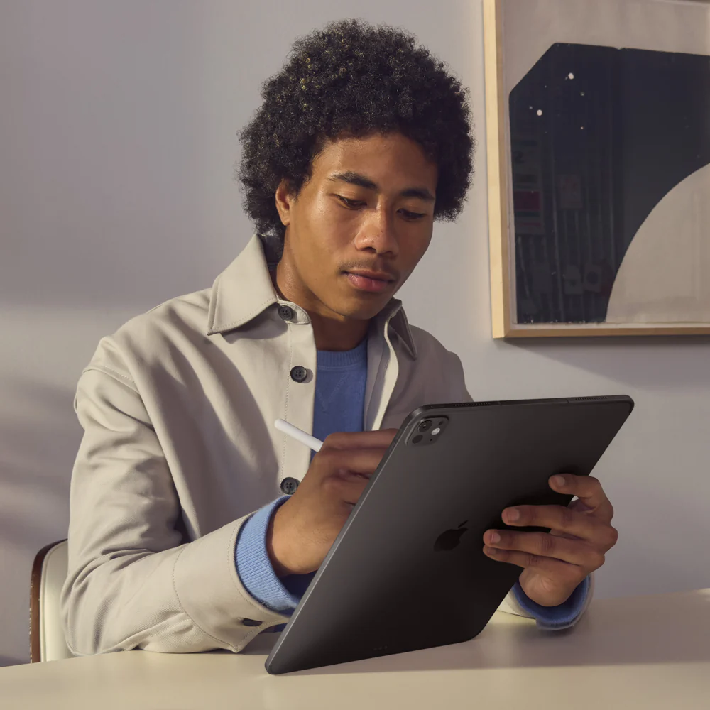 iPad Pro de 13 pulgadas Wi-Fi 1 TB Vidrio nanotexturizado - Negro espacial (M4) - Image 6