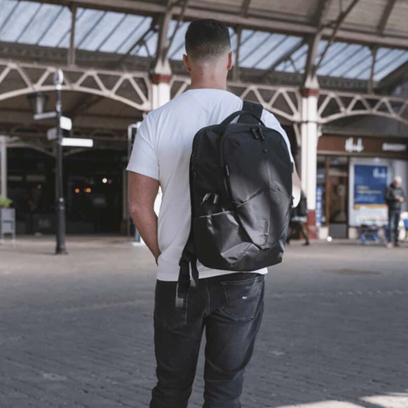 MALETA TARGUS TERRA 15.6 BPK BLK - Image 4